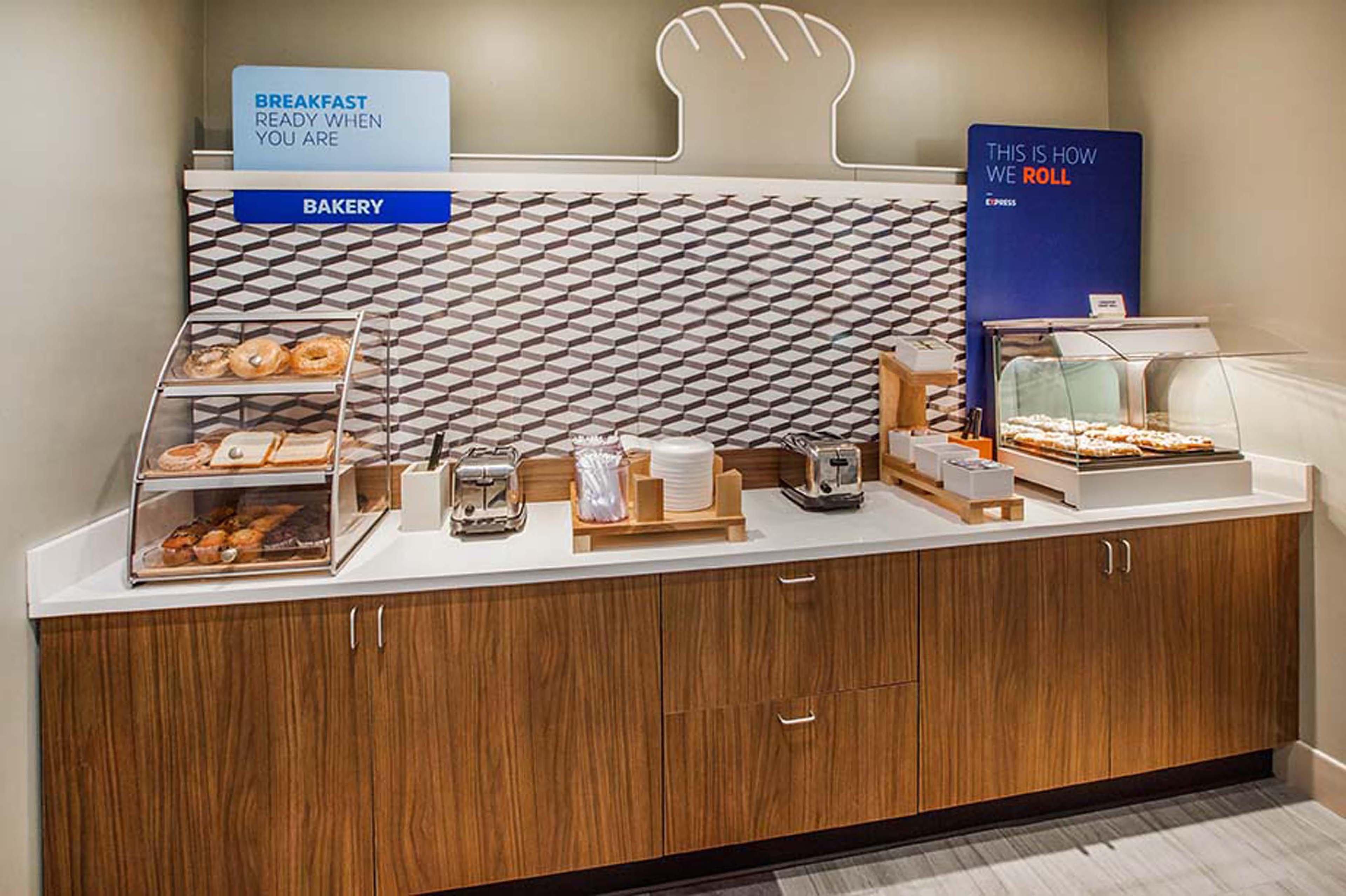 Holiday Inn Express Athens By Ihg Exteriör bild